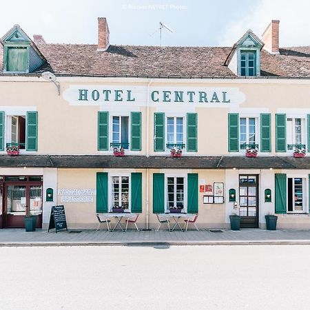 Hotel Le Central Boussac  Ngoại thất bức ảnh