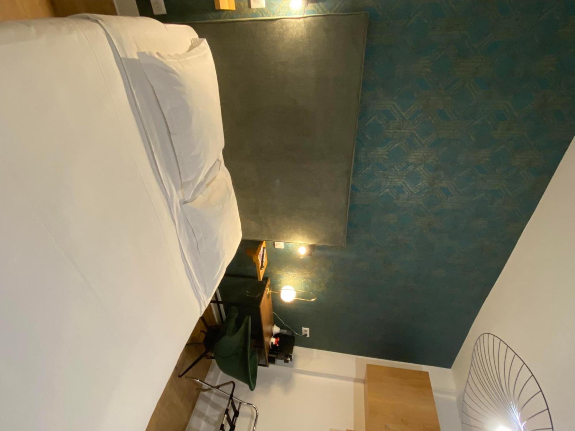 Hotel Le Central Boussac  Ngoại thất bức ảnh