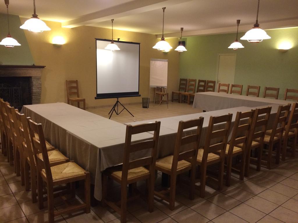 Hotel Le Central Boussac  Ngoại thất bức ảnh
