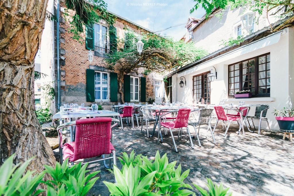 Hotel Le Central Boussac  Ngoại thất bức ảnh